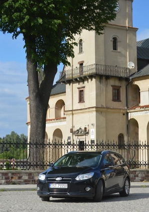 Ford Focus cena 27800 przebieg: 282100, rok produkcji 2011 z Wąchock małe 562